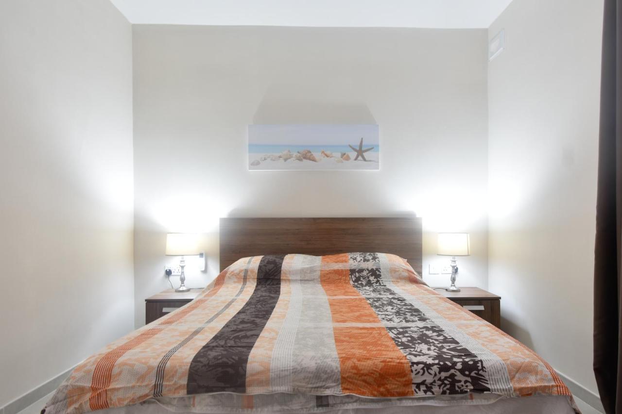 Marbella Holiday Apartments - Seafront - Wifi Marsaskala Buitenkant foto